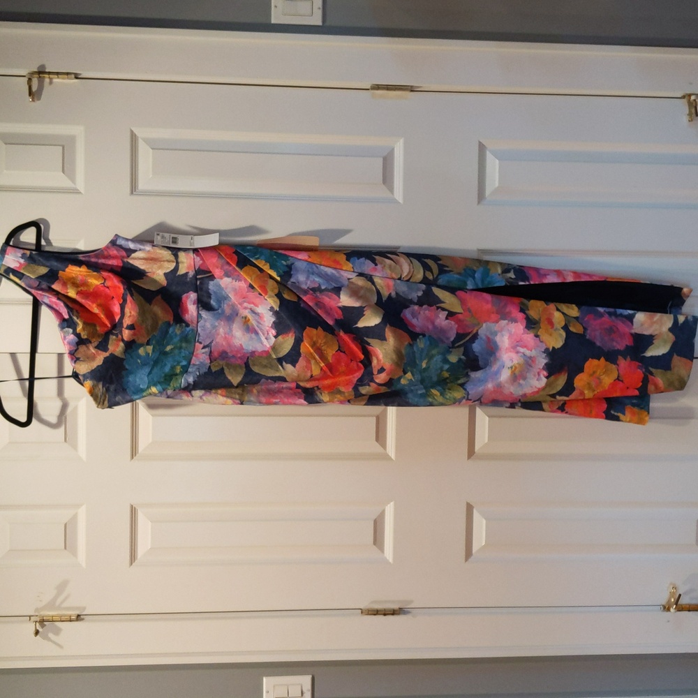Aidan Mattox One Shoulder Draped Floral Gown With Thigh Slit In Navy Multi - Picture 5 of 14